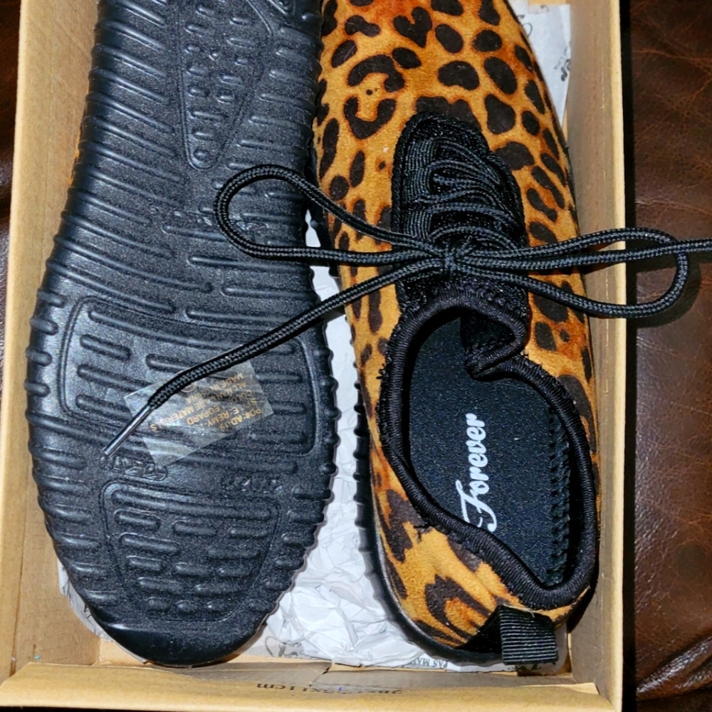 Leopard print Boutique lace up shoes